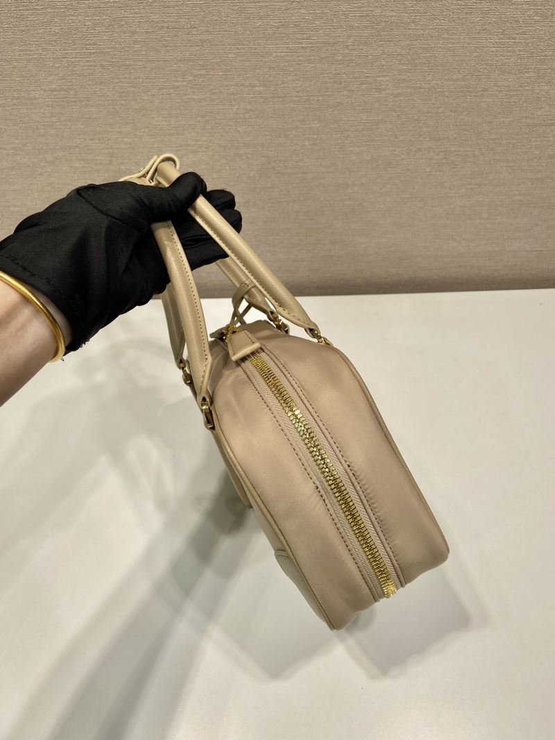 Pra*a top handle bags